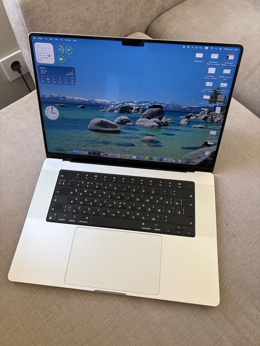MacBook Pro 16″ (2023) Silver — Apple M2 Pro, 16 ГБ, 1 ТБ