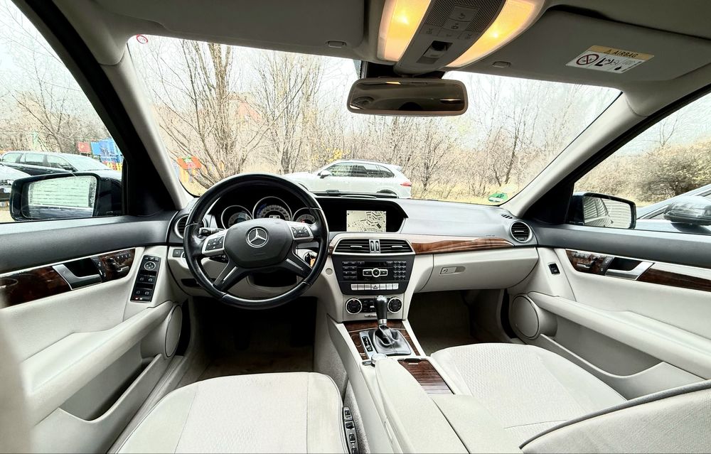 Mercedes-benz w204 c300 cdi Avantgarde