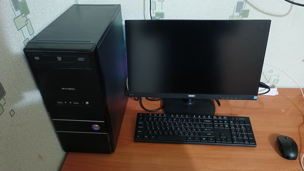 Kampyuter so tiladi
Kampyuter!
Manitol PHILIPS 22 Dyum без рамки 
Win