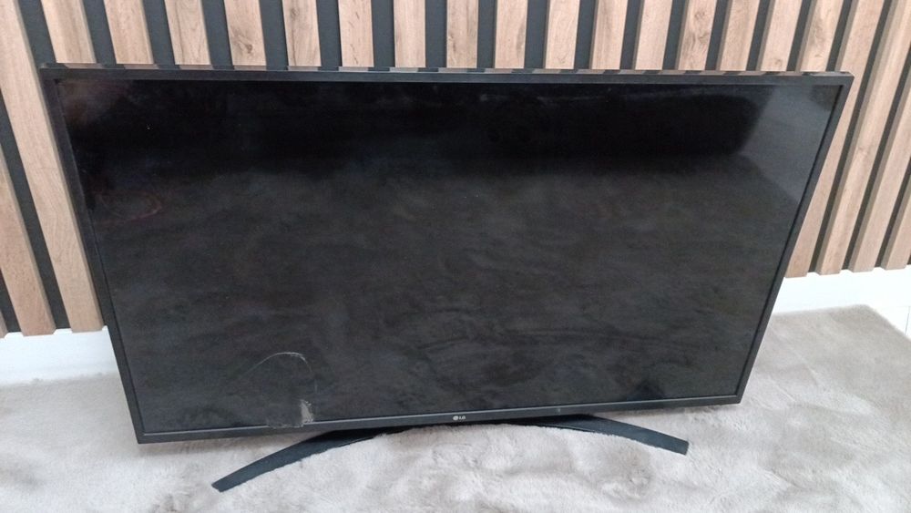 Телевизор LD диагональ 120 см