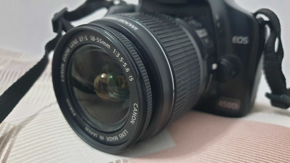 дигитален фотоапарат CANON 450D