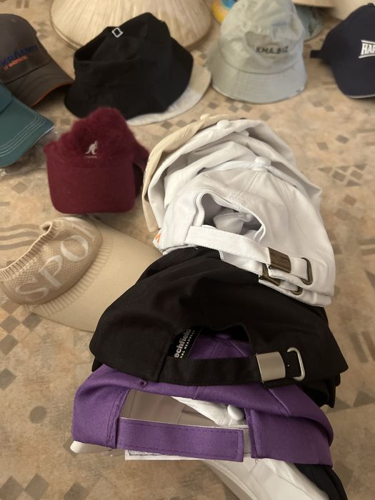 Кепки и панамы Новые