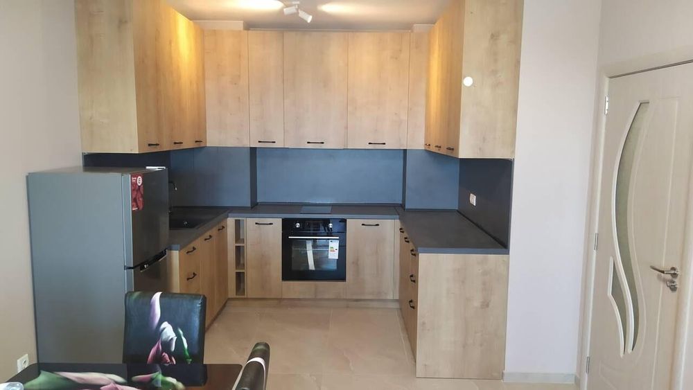 Дава се под наем Двустаен апартамент в Бургас, Меден рудник - зона А - 72 кв.м за 382.5 € - Снимка #1