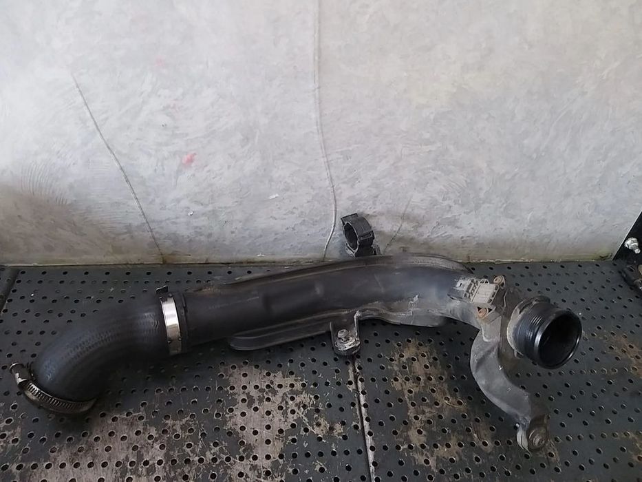 Tubulatura intercooler cu senzor 2.0 tdi audi q3 8u 1k0145770ae