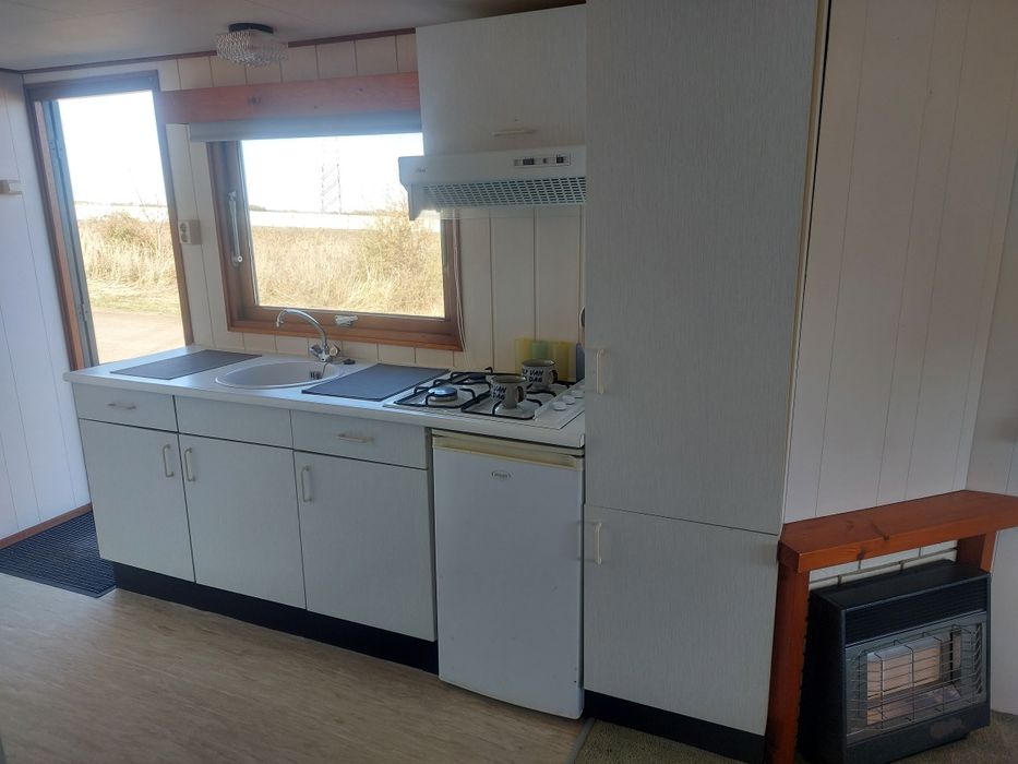 Casa mobila Casa pe roti / 2 camere /geamuri termopan / 4 anotimpuri