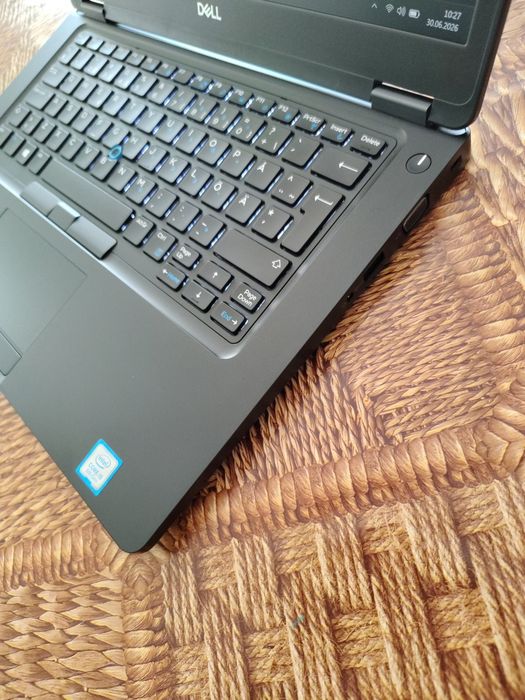 Dell Latitude 5490 14" Fhd Ips,i5 Gen8,Slot Sim 4G,Tst Iluminatā