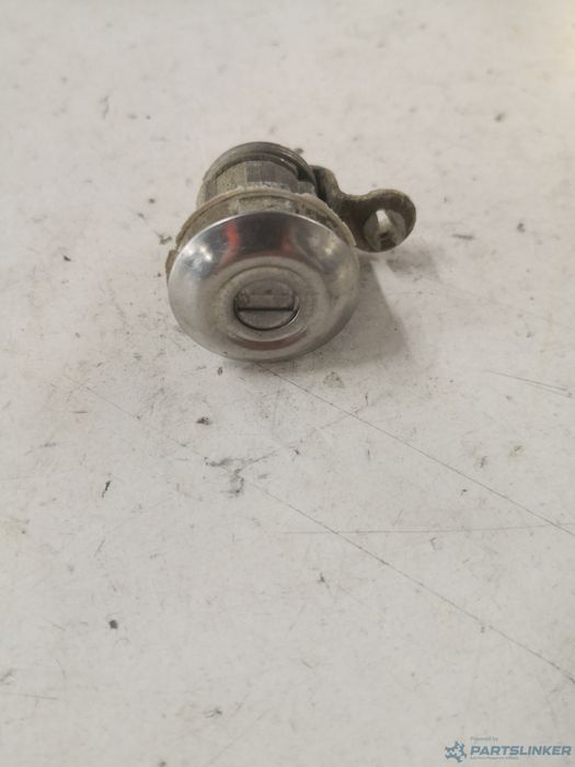 Butuc Usa Stanga Fata Toyota Land Cruiser 90 (_J9_) [ 1995 - > ]