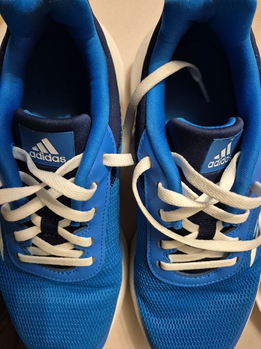 Маратонки Adidas 37 1/3