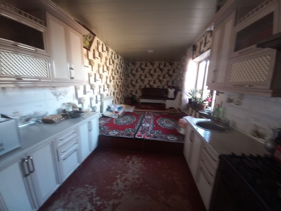 Uy sotiladi .Navoiy. Guliston