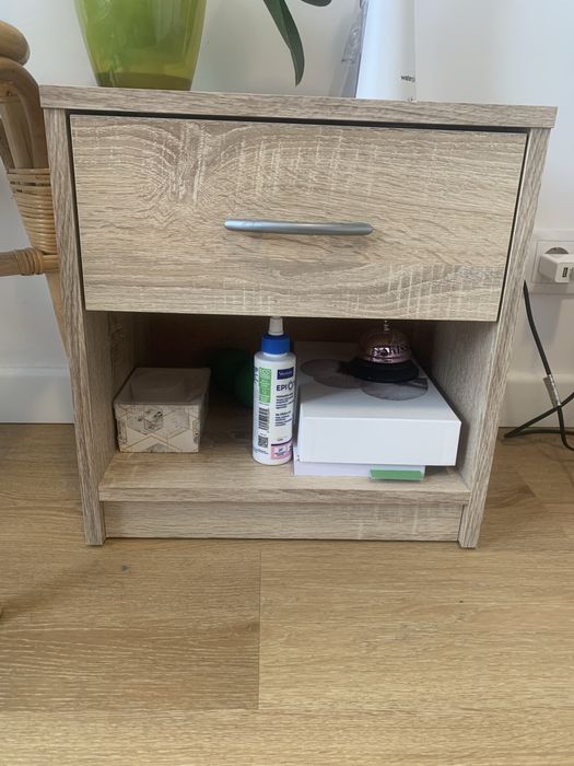 Noptiere culoare stejar Sonoma