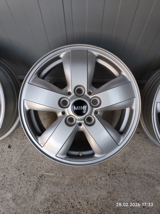 15/5/112-МИНИ КУПЪР НОВ внос перфектни