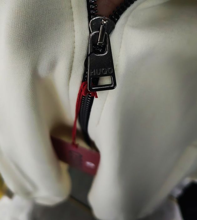 Oferta! Trening Hugo,calitate luxury,toate marimile