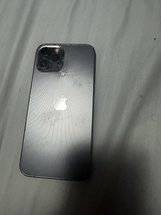 Vand iphone 12 pro max 256 piese fara semnal spart spate si geam fata