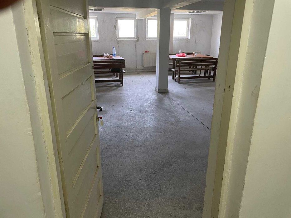 Hala spatiu comercial