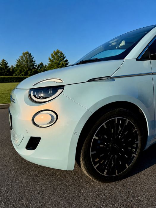 FIAT 500e 2023 — imagine 3