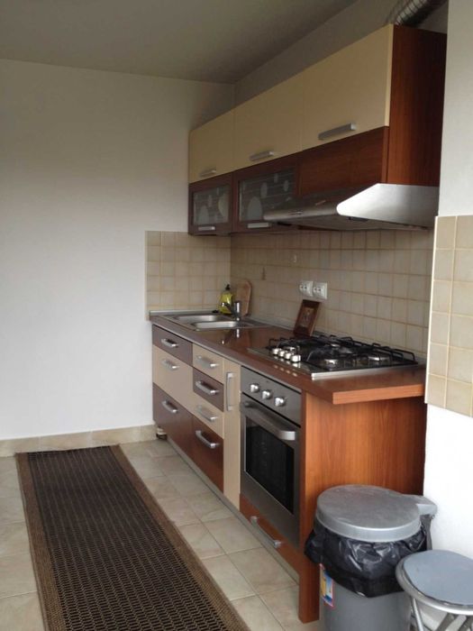 inchiriez apartament duplex zona centrala+boxa +garaj