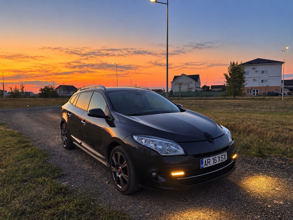 RENAULT Megane