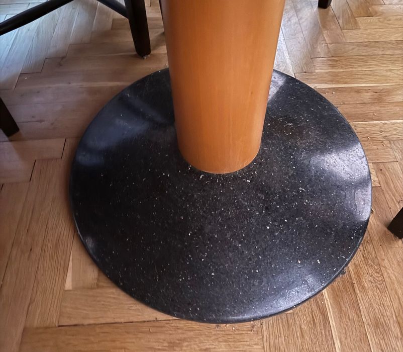 Маса голяма разтегателна елипс кръгла естествен камък и дърво