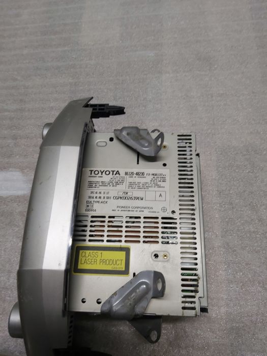 Продам магнитолу