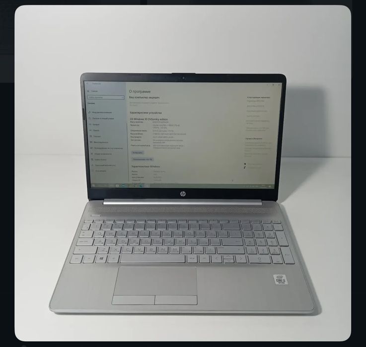 Ноутбук HP i3-1005G1
