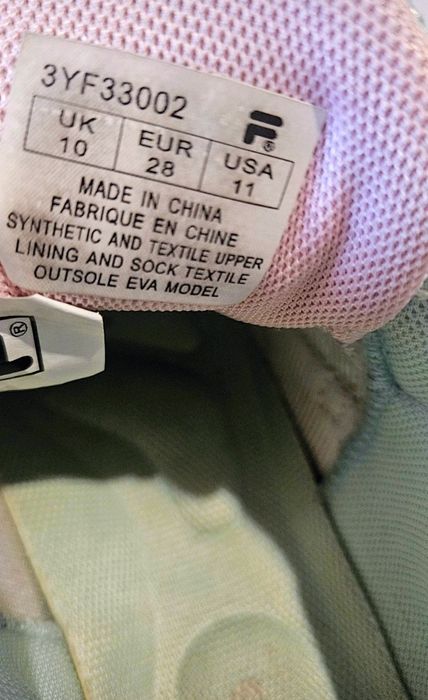 Vand adidași Fila