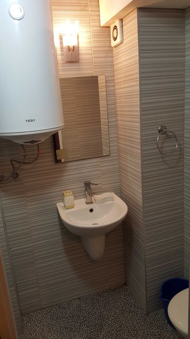 Дава се под наем Двустаен апартамент в Шумен, Център - 40 кв.м за 244.8 € - Снимка #5