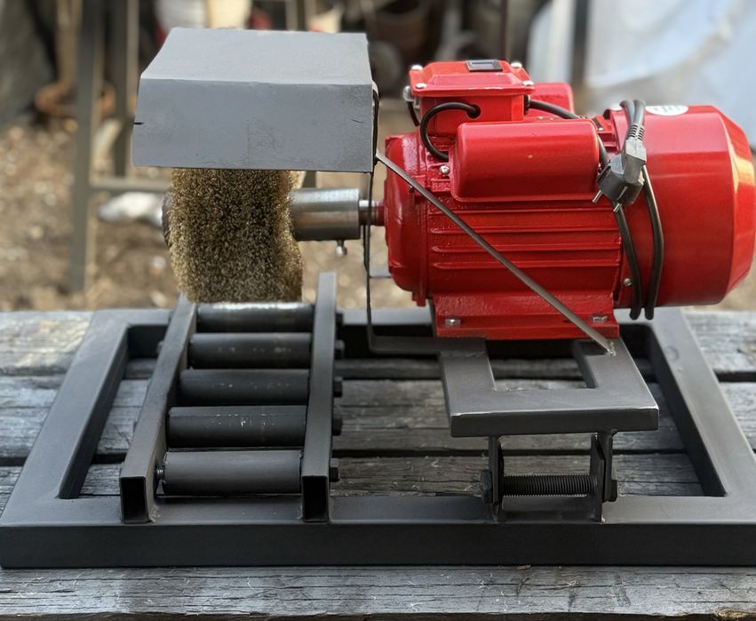 Зачистной станок для профельный трубу