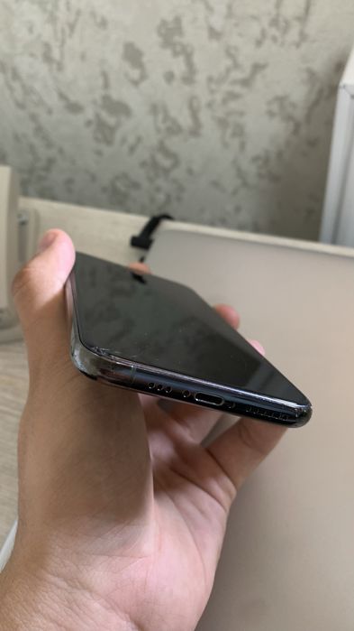 iPhone 11 pro green