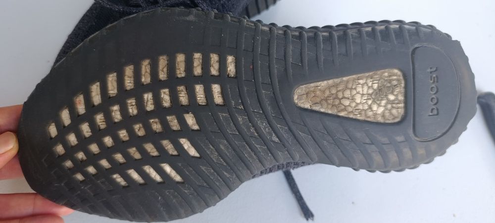 Adidas YEEZY BOOST 350