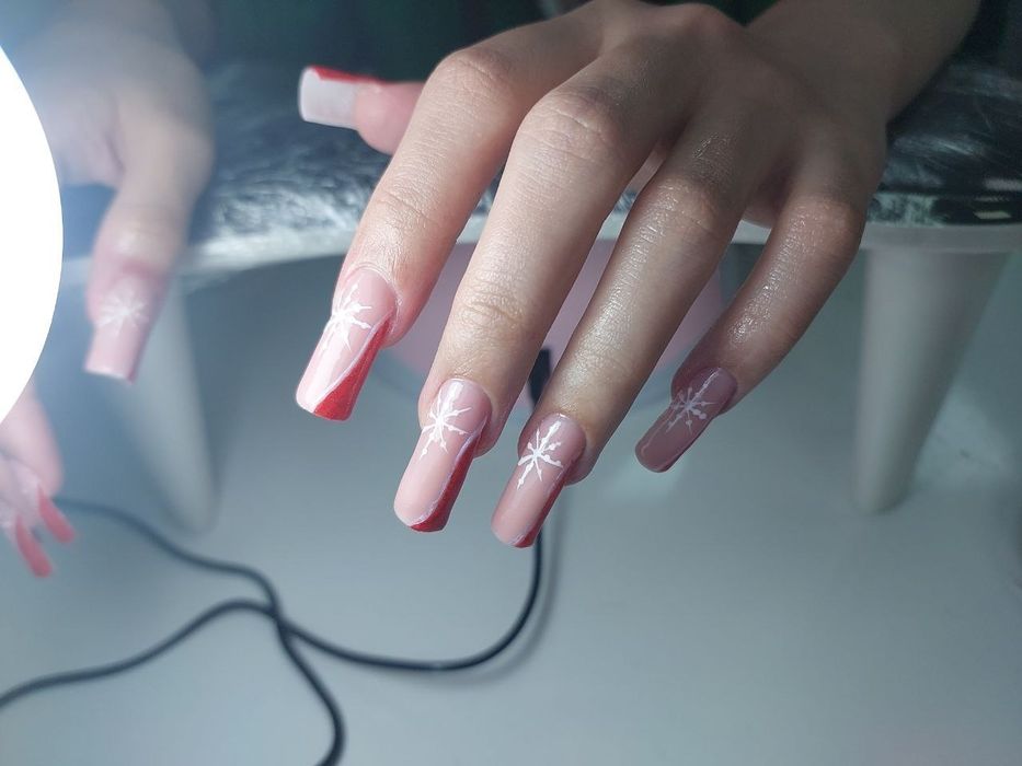 Маникюр, наращивание, педикюр