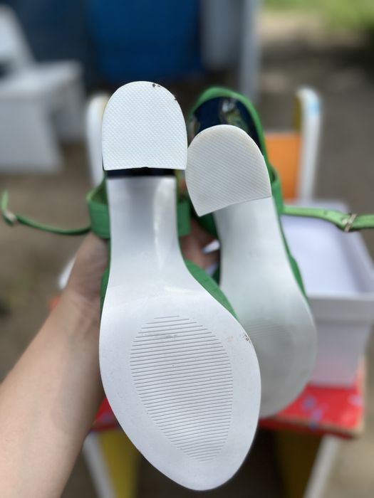 Женские туфли