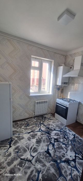 Янги домдан 3 хонали 2 каватдан квартира сотилади 7 микрн