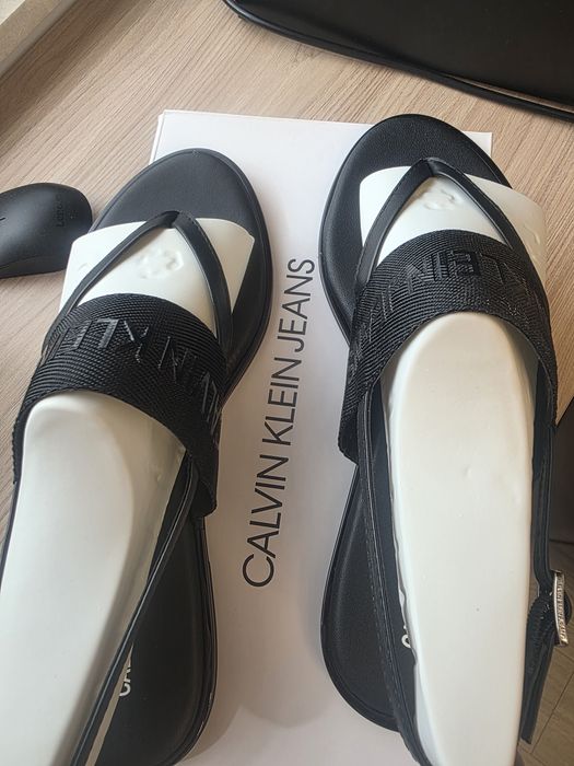 Sandale Dama Calvin Kline Noi cu Eticheta