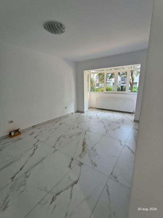 Inchiriez apartament 2 camere  centru