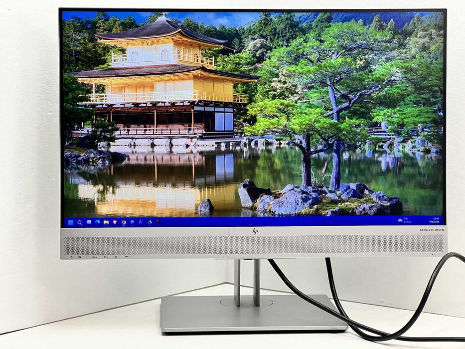 Монитор HP EliteDisplay E243m 24" IPS WebCam Колонки бизнес клас с Гаранция
