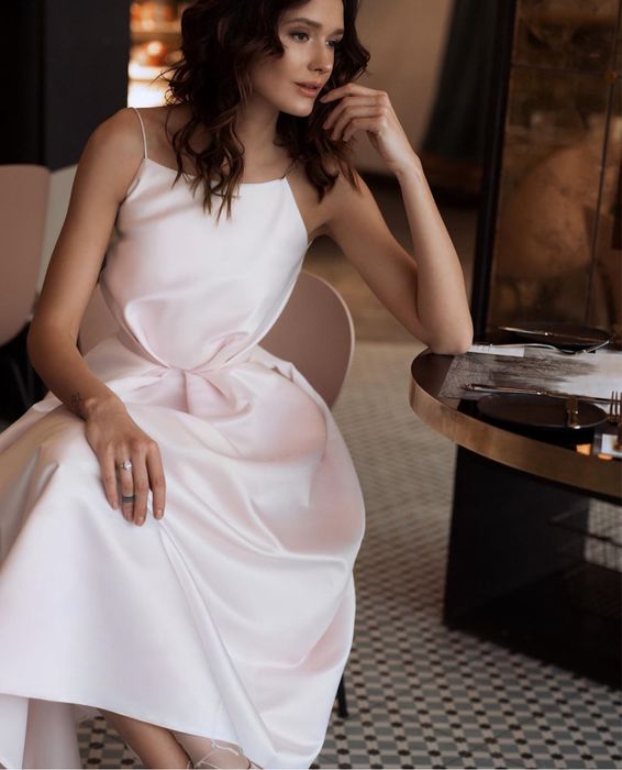 Платье White Swan прокат