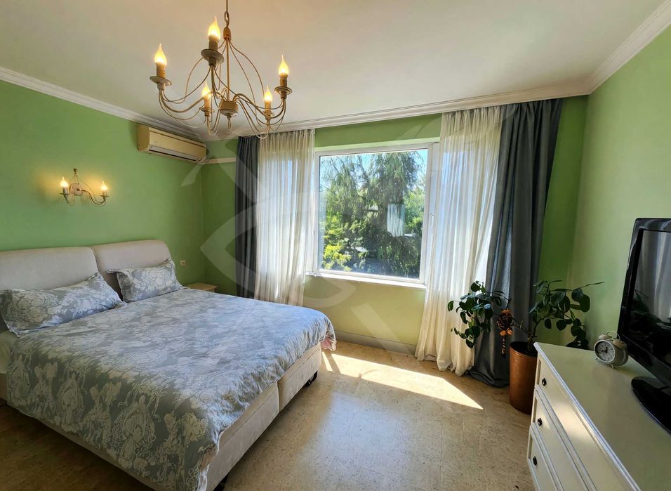 Продава се Многостаен апартамент в Несебър - 163 кв.м за 2025 €/кв.м - Снимка #5