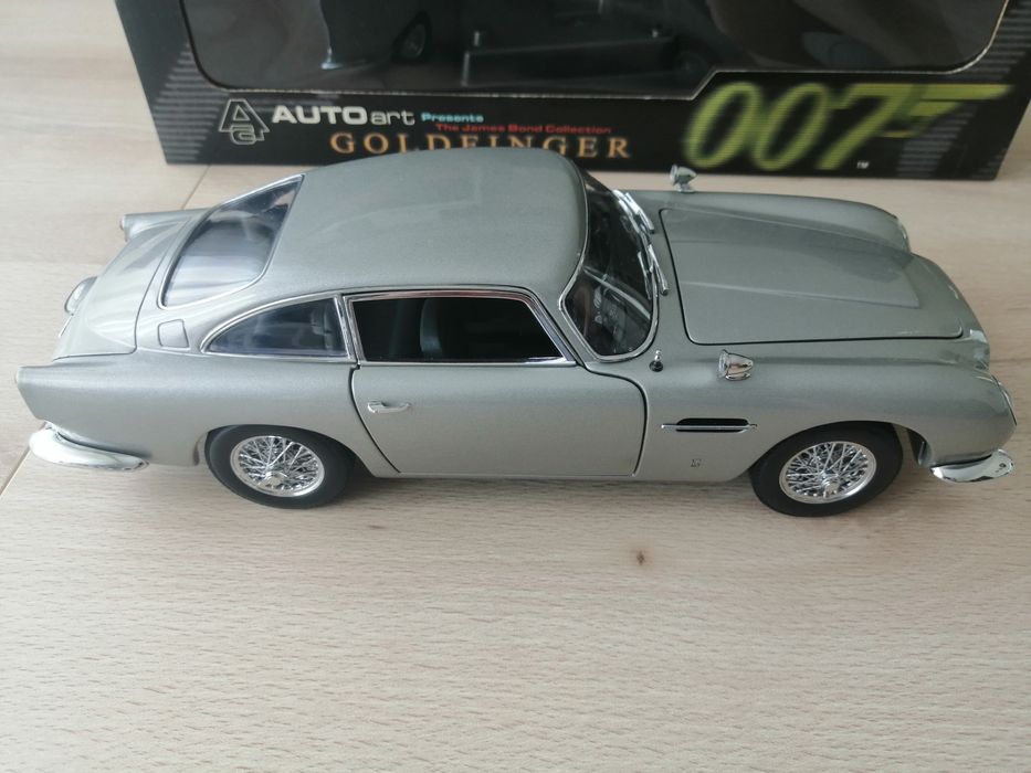 Aston Martin DB5, Autoart 1:18