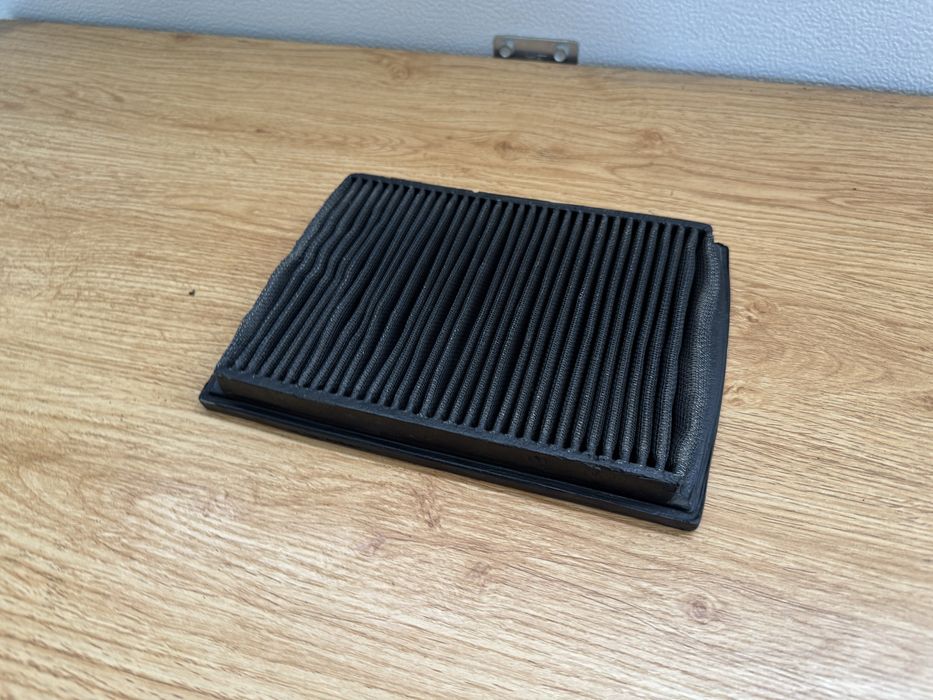 K&N филтър за бмв Е46 6 цилиндъра бензин М52/М54 двигатели