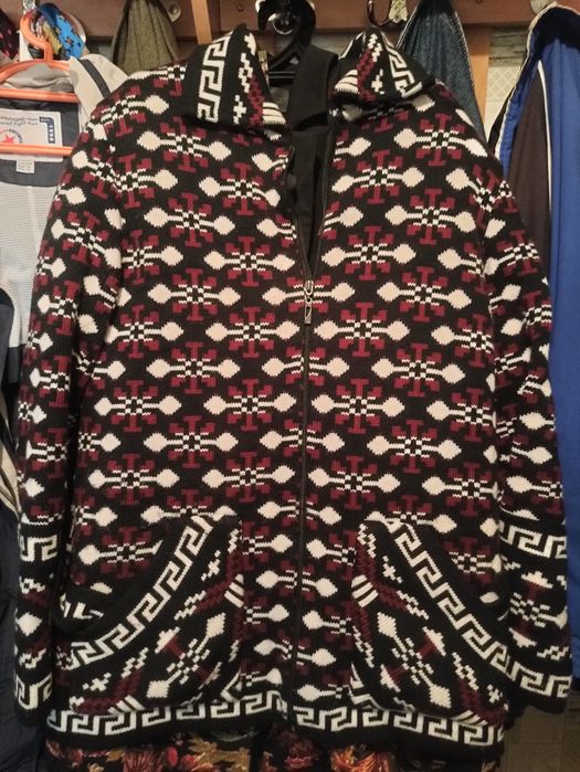Продам кофту женскую 52/56 размера