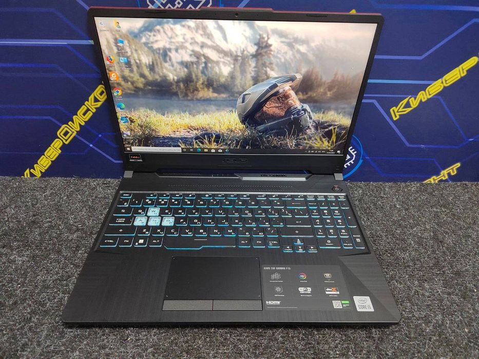 Характеристики 
Процесор.i5 10300H 8 ядер 
Видео карта 1650 gtx 4 gb
О