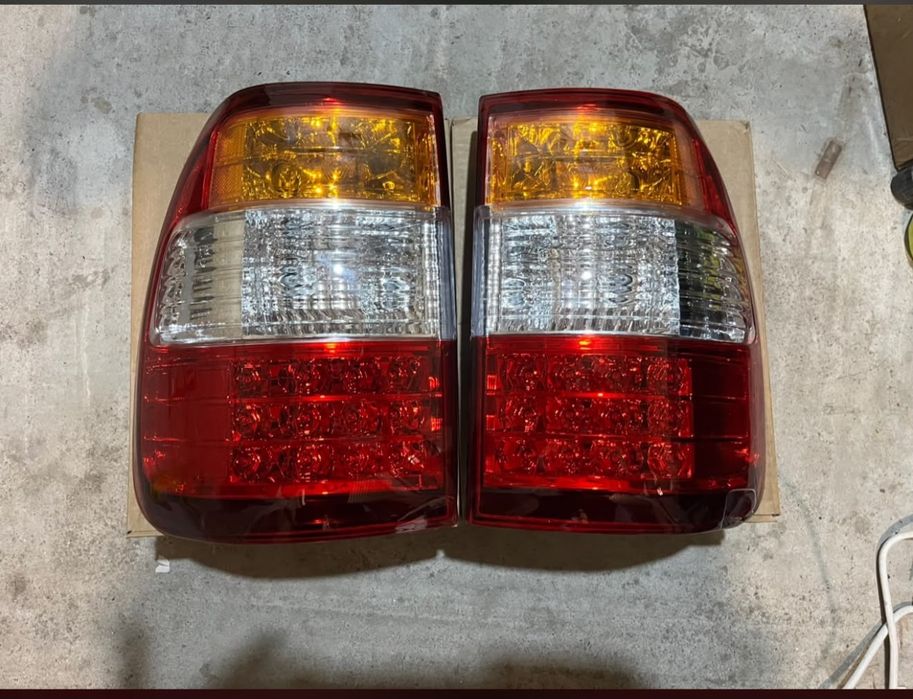 Фонарь в крыло Land Cruiser 100/105
