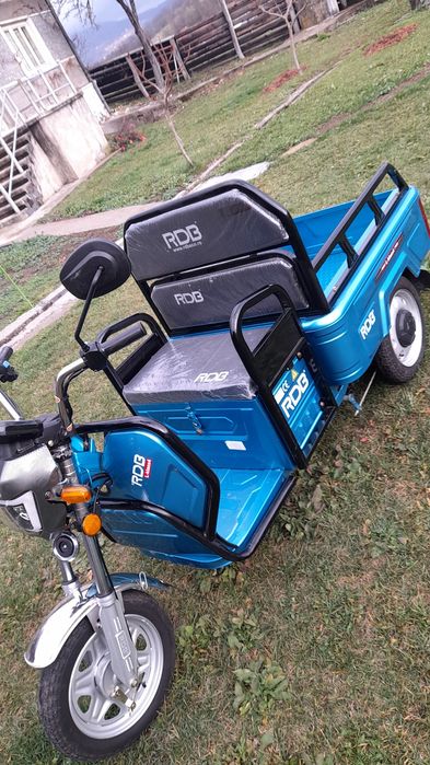Vând triciclu electric