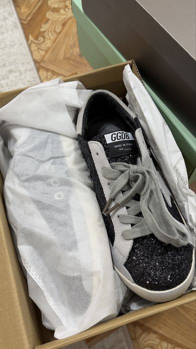 Продаю обуви обсалютно новые!