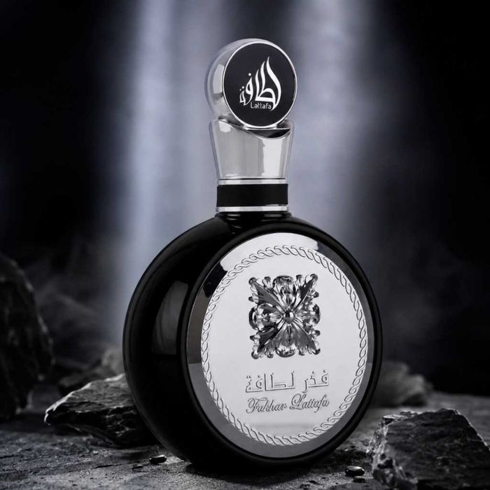 Lattafa Fakhar Black