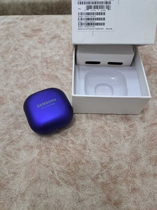 Продам наушники BUDS LIVE!