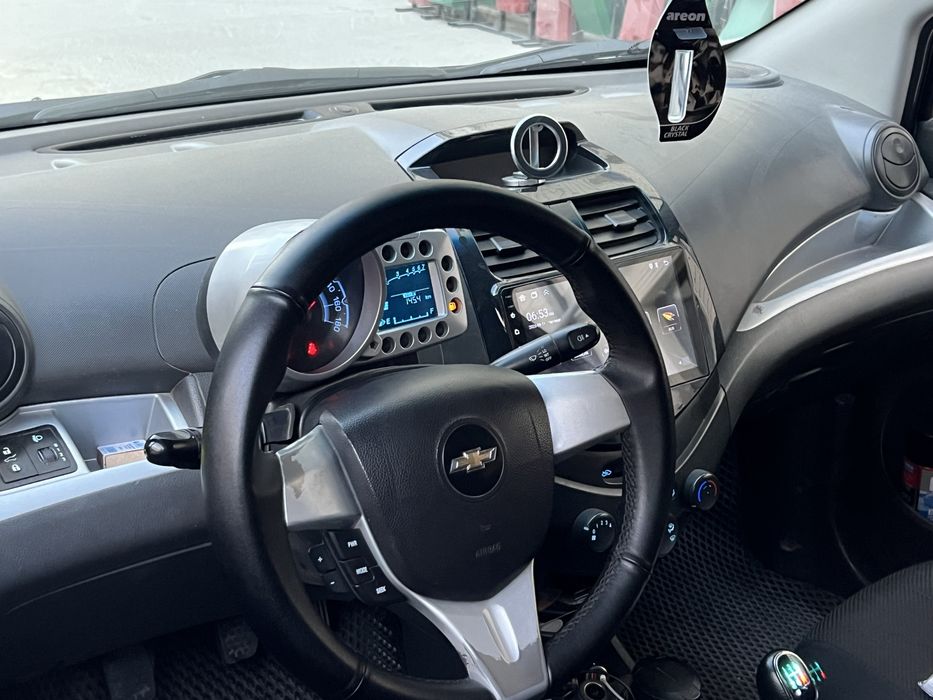 продайется спарк 2014 г