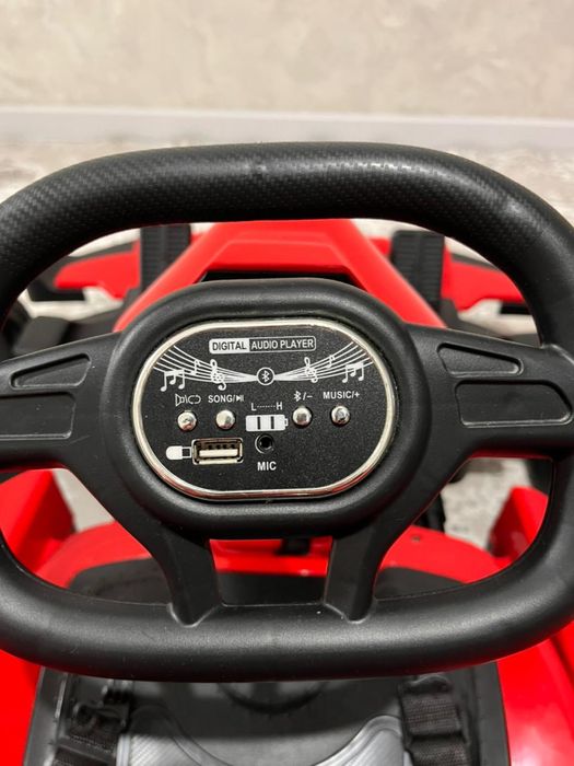 Электромобиль F08