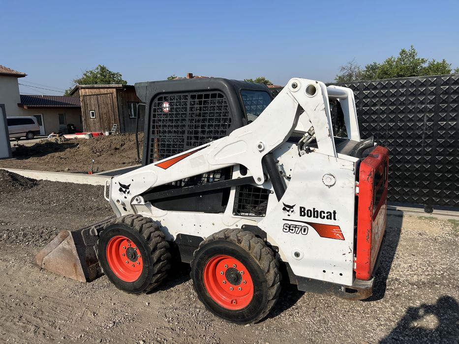 Bobcat S570. Мини Челен товарач Бобкат нов внос от Америка