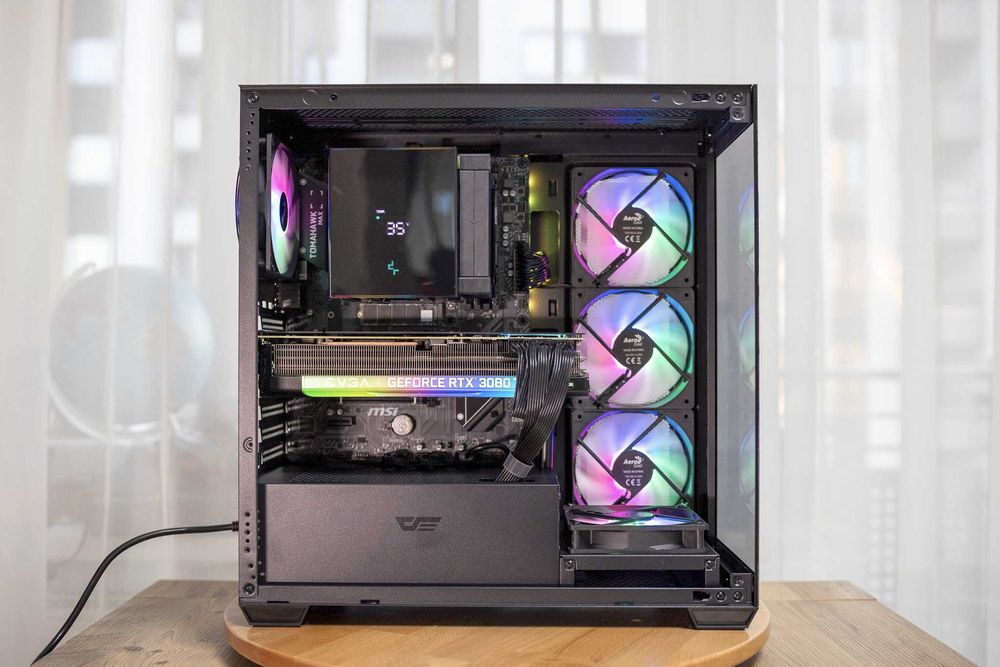 Custom Gaming PC AMD Ryzen 7 5800X - RTX 3080 Ti FTW3 - 16GB DDR4 - 500gb m.2 - B450 - 1000W